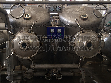 雙管毛毛蟲機1